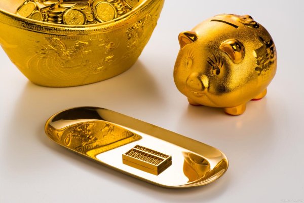 融胜配资 黄金价格下跌！有人带行李箱扫货，紧急提醒